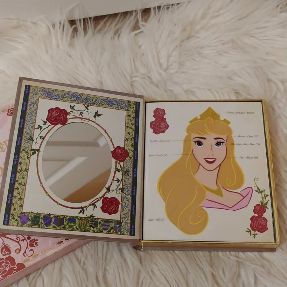 💖FIRM! NIB BESAME COSMETICS X DISNEY SLEEPING BEAUTY EYESHADOW PALATTE (RARE)